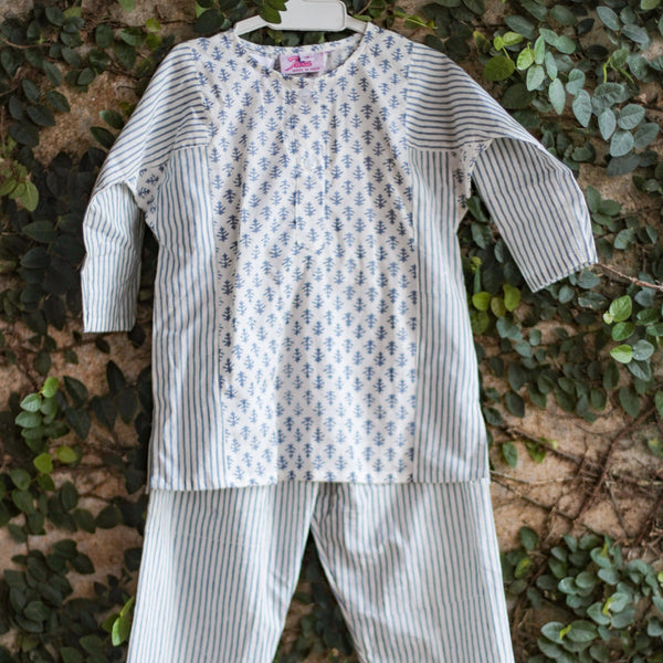 printed kids sleepwear